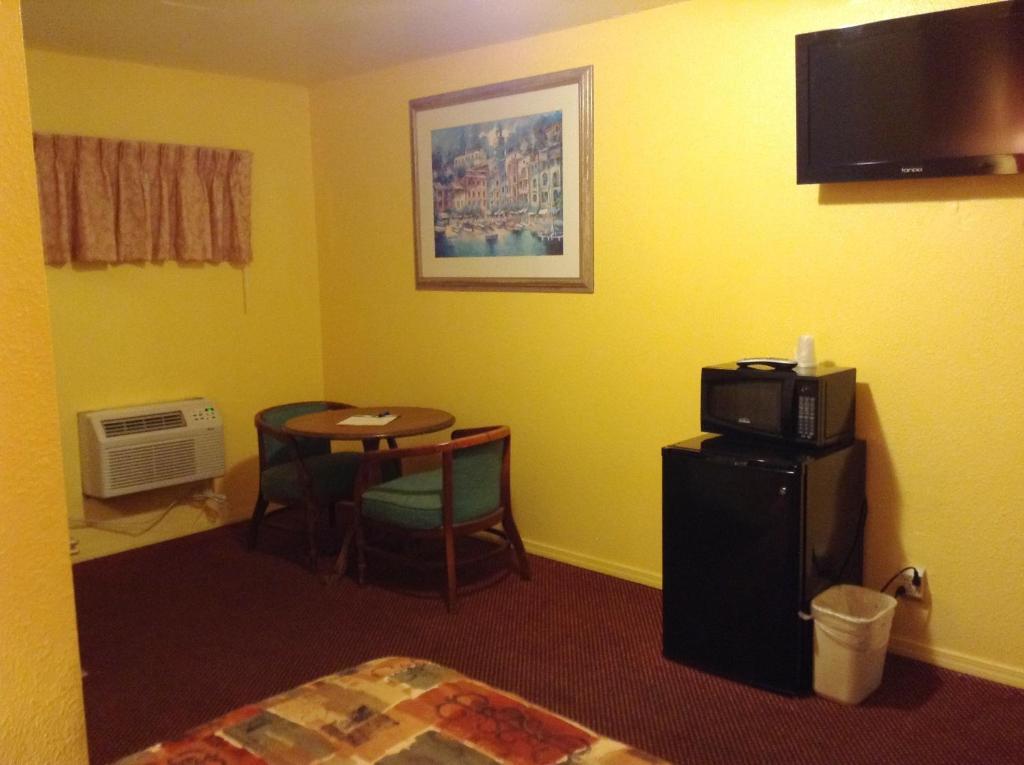 Oceanside Inn & Suites Habitación foto